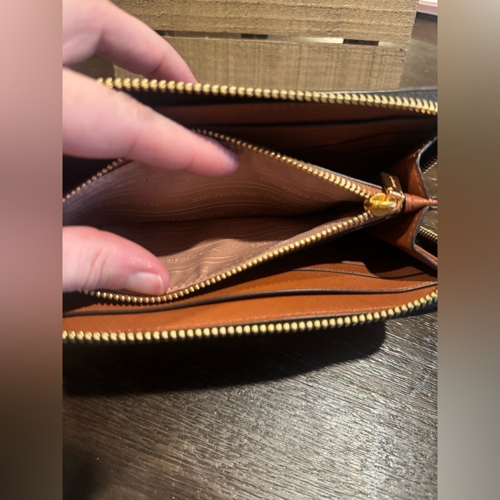 Kate Spade Black and Gray Patterned Wallet - Picture 7 of 9